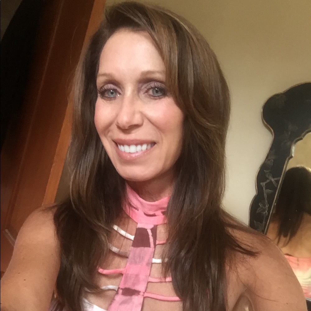 Meet your Posher, Lynn